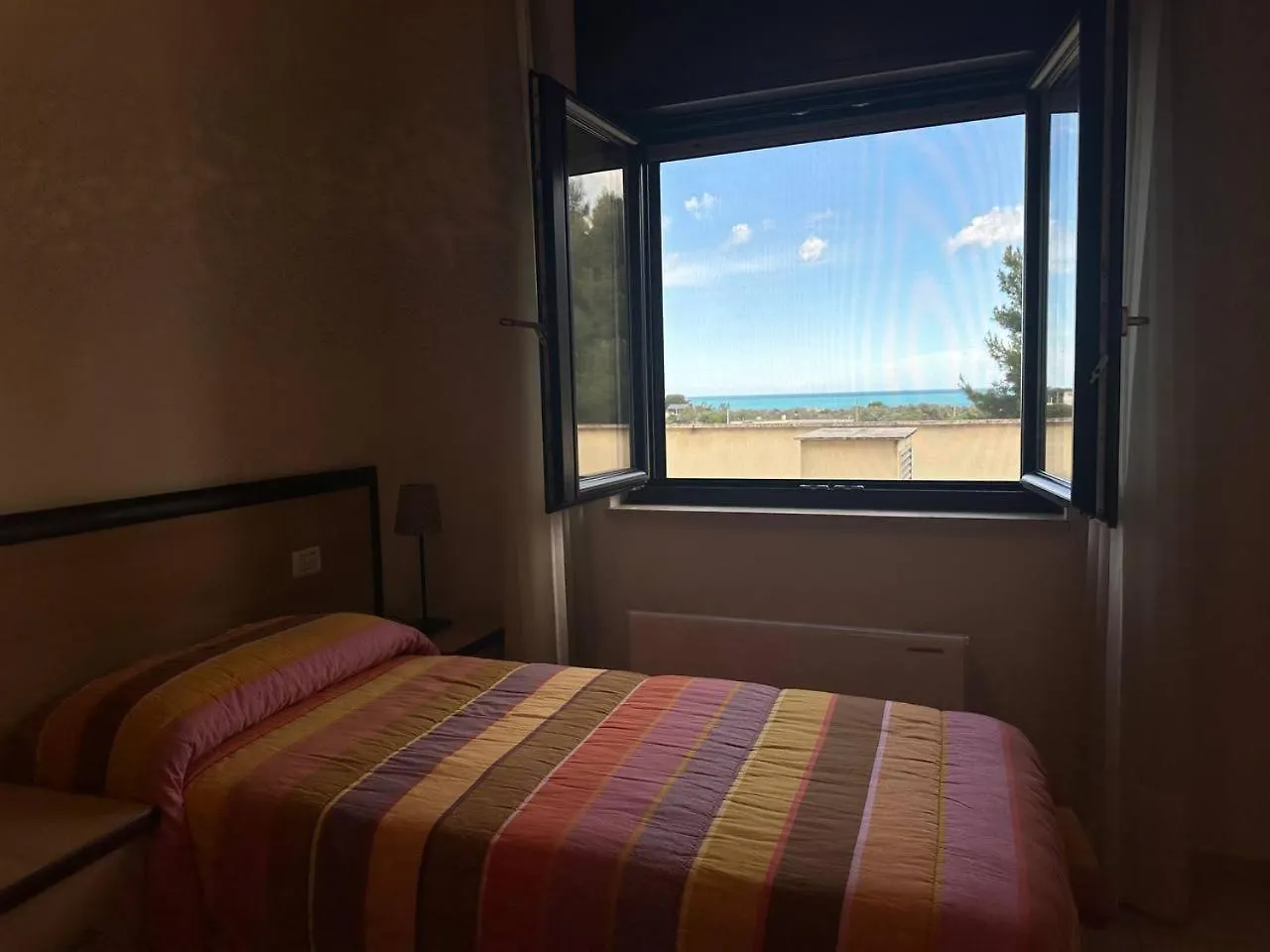 Casa Di Ospitalita Religiosa San Francesco D'Assisi - Ba Hotell Bari 0*,
