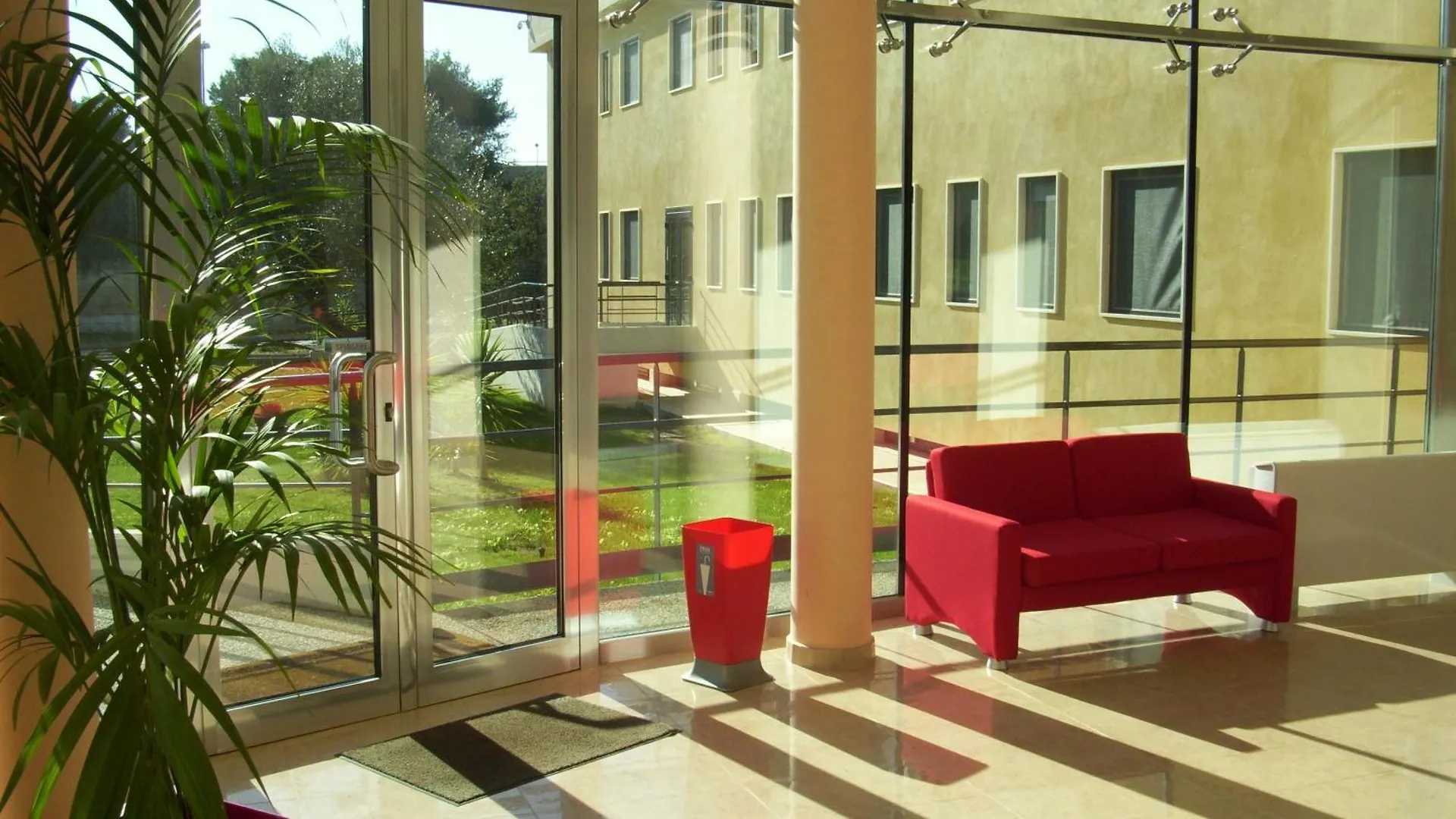 Casa Di Ospitalita Religiosa San Francesco D'Assisi - Ba Hotell Bari
